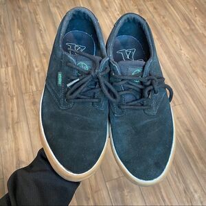 Etnies Mens Black Sueded Sneakers 8